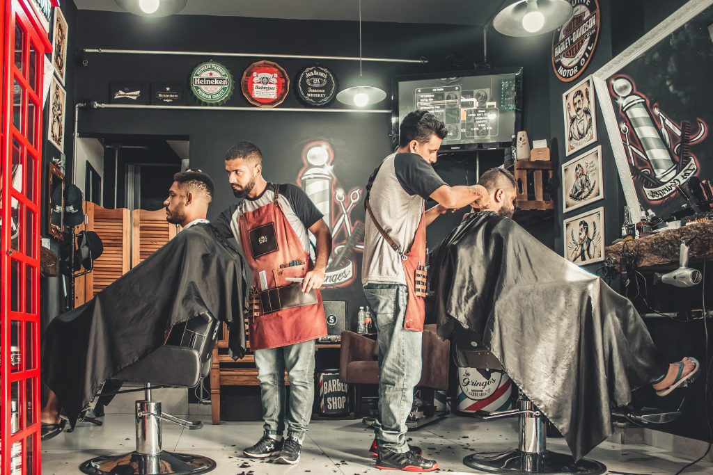 barberia barberos profesionales servicios de corte y peinado herramientas para barberos materiales para barberos